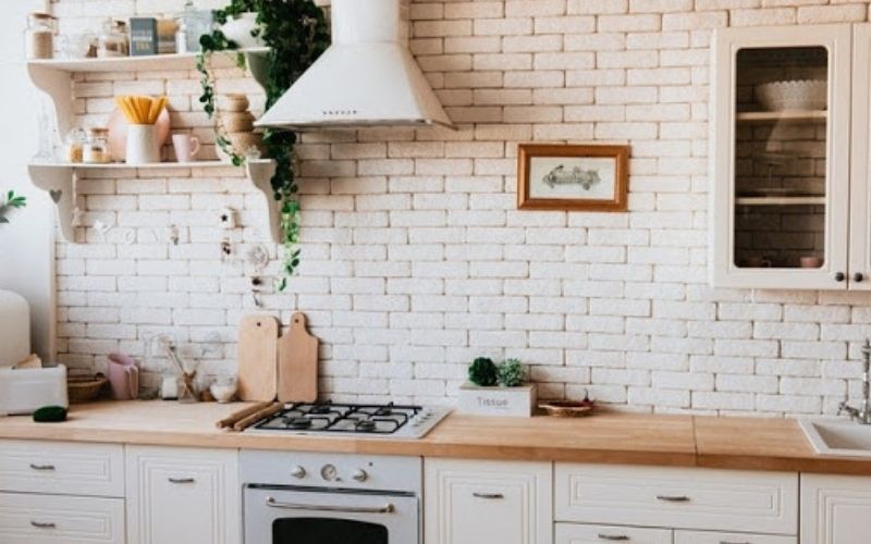 6 Easy Tips To Clean A Greasy Kitchen Chimney At Home