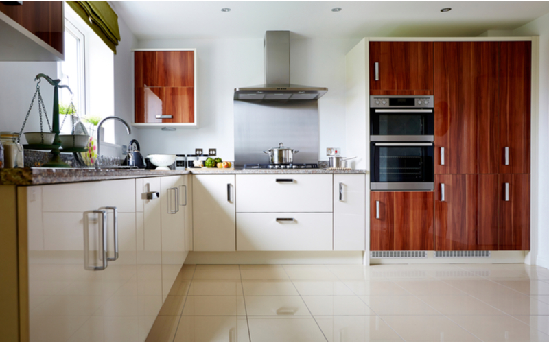 Open Versus Closed Kitchen
