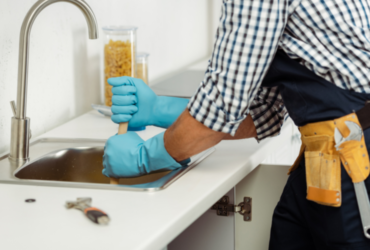 How To Clean Kitchen Cabinet Hardwares
